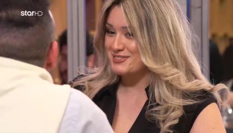 First Dates: «Θέλω Να Με Ταΐζεις Με Το Χέρι»