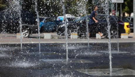 Καιρός: Κορυφώνεται Ο Καύσωνας - Πότε Πέφτει Η Θερμοκρασία