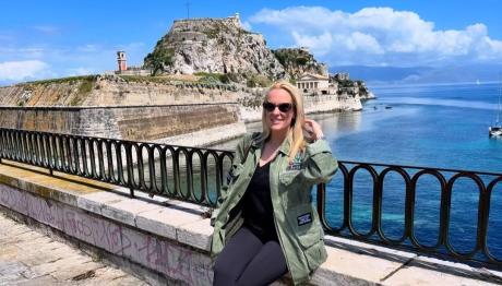 Έλενα Ασημακοπούλου