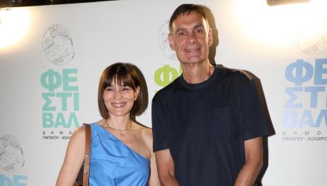 Ναυπλιώτου - Μπαρτζώκας: Παρακολούθησαν μαζί την πρεμιέρα του Γιάννη Μπέζου