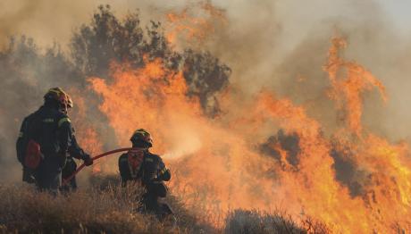 Φωτιά Ιεράπετρα: Αναζωπυρώσεις Και Νέες Εκκενώσεις Οικισμών