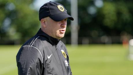 προπονητής ΑΕΚ Νίκολιτς