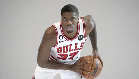 Κώστας Αντετοκούνμπο: Και Επίσημα Στον ολυμπιακό