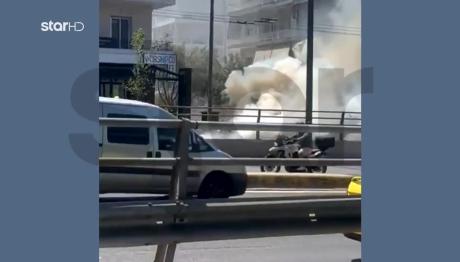 Ψυχικό: Σπορ Αυτοκίνητο Πήρε Φωτιά - Βίντεο Ντοκουμέντο