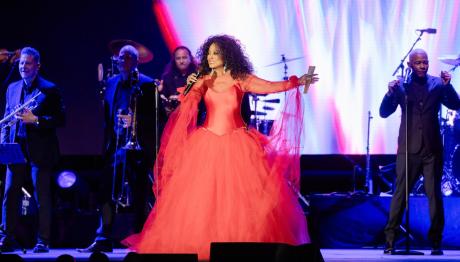 Η Diana Ross Μάγεψε Το Καλλιμάρμαρο!