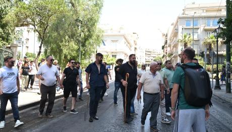 Διαμαρτυρία Κτηνοτρόφων Έξω Από Το Μαξίμου