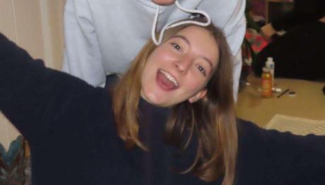 Nεκρή 20χρονη Ξαδέρφη Των Πριγκίπων Ουίλιαμ Και Χάρι