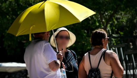 Καιρός: Καύσωνας Με 44°C Και Σήμερα- Ανάσα Δροσιάς Την Τρίτη