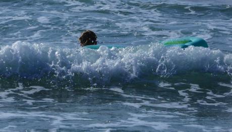 Πανικός Στην Κυλλήνη: 10χρονα Παρασύρθηκαν Από Κύματα