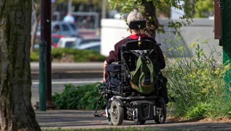 Προσβασιμότητα κατ’ οίκον: Οι δικαιούχοι, οι επιλέξιμες δαπάνες & τα ποσά