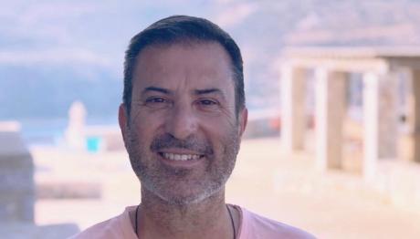 Μάνος Νιφλής
