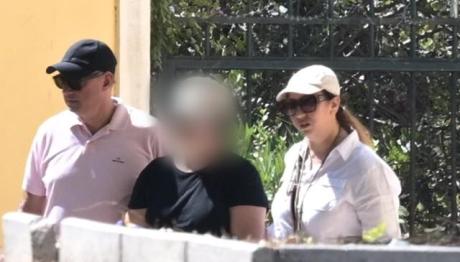 Παλαιό Φάληρο: Έσπρωχνε Το Παιδί Πιο Βαθιά Για Να Πνιγεί