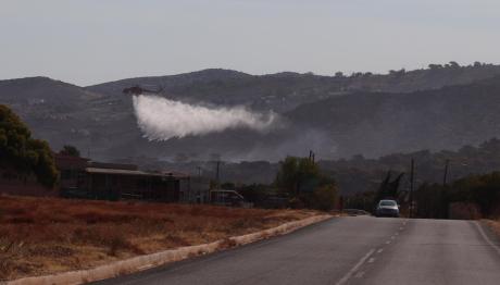 Φωτιά: Mάχη με αναζωπυρώσεις σε Κερατέα & Ανάβυσσο- Γκαζάκι στον Άγ.Νικόλαο