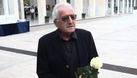 Κώστας Γείτονας: Έφυγε Από Τη Ζωή Η Σύζυγός Του