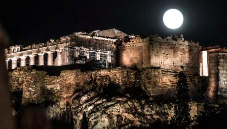 Πανσέληνος Αυγούστου 2025: «Μάγεψε» το φεγγάρι του Οξύρρυγχου