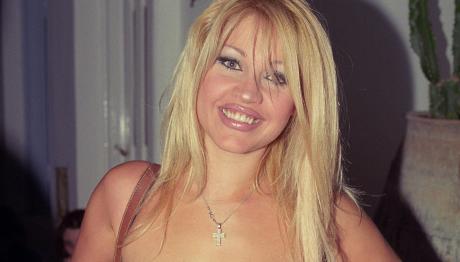 Σαμπρίνα: Στο Νοσοκομείο Η Τραγουδίστρια