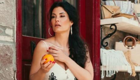 Κορινθίου: Ταξίδι στο εξωτερικό με τον νέο της σύντροφο