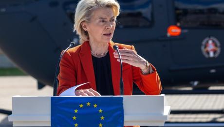 Φον Ντερ Λάιεν: Ρωσικές Παρεμβολές Στο Αεροσκάφος Της
