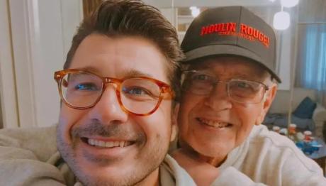 Λάμπρος Κωνσταντάρας: 9 Μέρες Από Τον Θάνατο Του Πατέρα Του