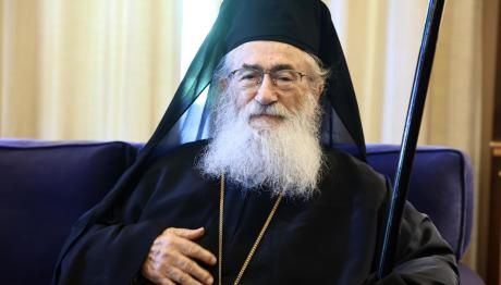 Μονή Σινά: Τέλος Ο Αρχιεπίσκοπος Δαμιανός