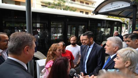 ΟΑΣΘ: Τοποθετήθηκαν Νέες Πινακίδες Braille