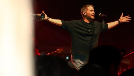 Ο Μιχάλης Χατζηγιάννης Στο Θέατρο Λυκαβηττού