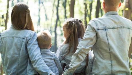 Δημογραφικό: Βόμβα Έτοιμη Να Εκραγεί - Μειώνεται Ο Πληθυσμός