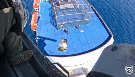 Aεροδιακομιδή Ασθενή Από Το Crown Iris Mε Super Puma