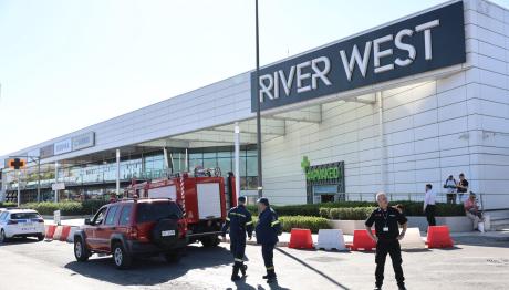 River West: Εκκενώνεται Μετά Από Τηλεφώνημα Για Βόμβα