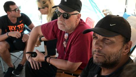 Κατέρρευσε Ο Απεργός Πείνας Δ. Οικονομόπουλος