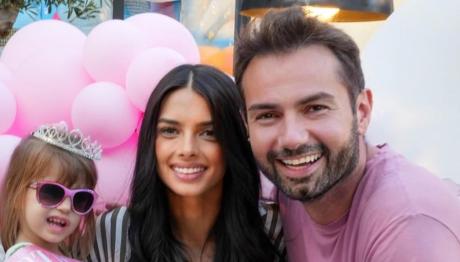 Άννα Μπεζάν - Δημήτρης Παππάς