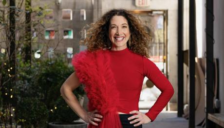 Η Randi Zuckerberg Στη Σαντορίνη