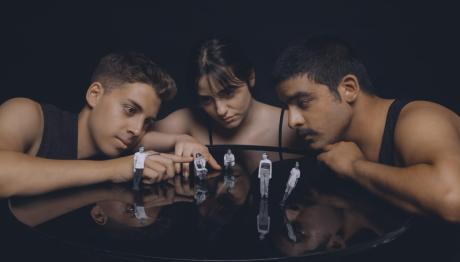 Νέα κωμωδία: «Καιρός να την πουλεύουμε» στο Art 63