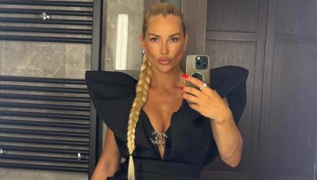 Δύσκολες Ώρες Για Τη Βικτώρια Καρύδα: Πέθανε Η Μητέρα Της