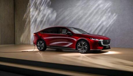 Mazda 6e: Σάρωσε στις δοκιμές ασφαλείας