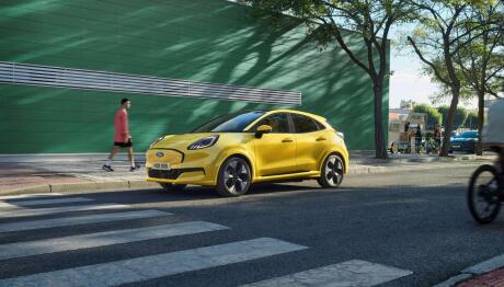 Ford: Κλείστε από το σπίτι το «ηλεκτρικό» σας test drive