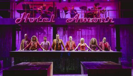 Hotel Amour