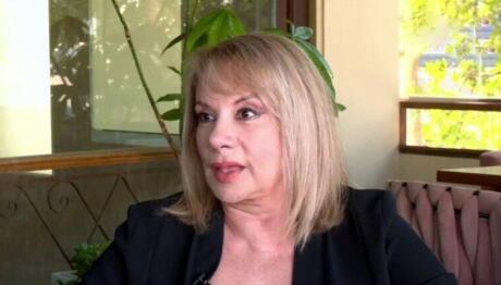 Άννα Αδριανού