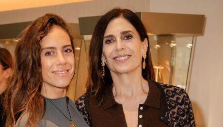 Κατερίνα Διδασκάλου: Με την κόρη της σε παρουσίαση συλλογής κοσμημάτων