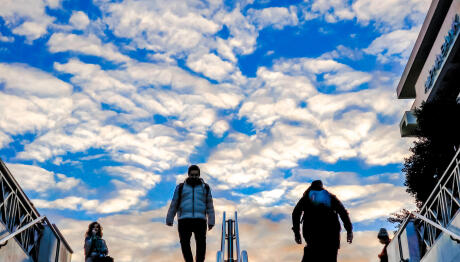 Καιρός: Συννεφιά Με Υψηλή Θερμοκρασία - Ήπιο Και Το ΣΚ