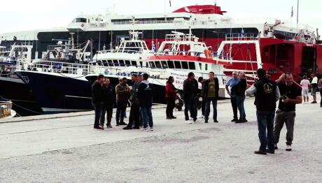 Έλληνες Ψαράδες Στο Υπουργείο Ναυτιλίας - Τι Καταγγέλλουν