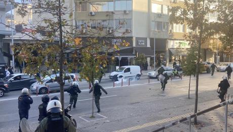 Δίκη Άλκη Καμπανού: Επεισόδια Έξω Από Τα Δικαστήρια