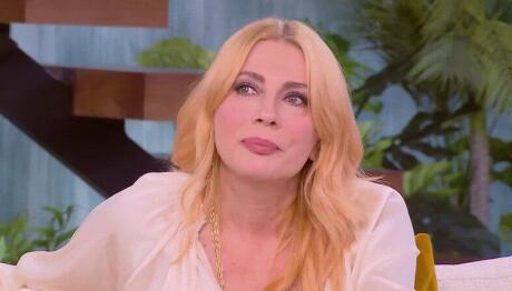 Σμαράγδα Καρύδη