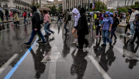 Καιρός: Δύο Διαδοχικές Κακοκαιρίες Φέρνουν Καταιγίδες