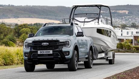 Ford Ranger Plug-In Hybrid: Σέρνει...καράβι