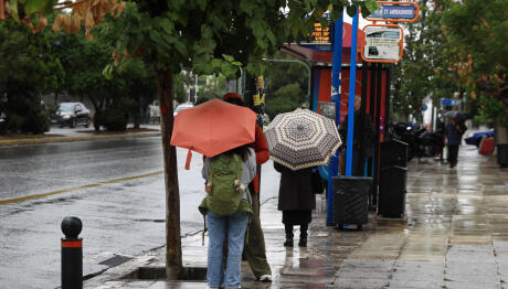 Καταιγίδες σε Ιόνιο, Ήπειρο και δυτική Στερεά - Mε ψιλή βροχή ο  Μαραθώνιος