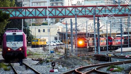 Ακινητοποιήθηκε η αμαξοστοιχία 1599 με 95 επιβάτες