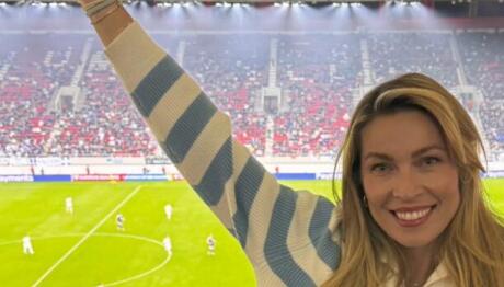 Χρουσαλά: Με Γαλανόλευκο Πουλόβερ Στο Γήπεδο Για Την Εθνική