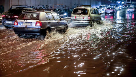 Κακοκαιρία Byron: Πλημμύρες Και Κλειστοί Δρόμοι Στην Αττική