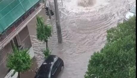 Κακοκαιρία Αττική: Γιατί Τα Φρεάτια Έγιναν Συντριβάνια